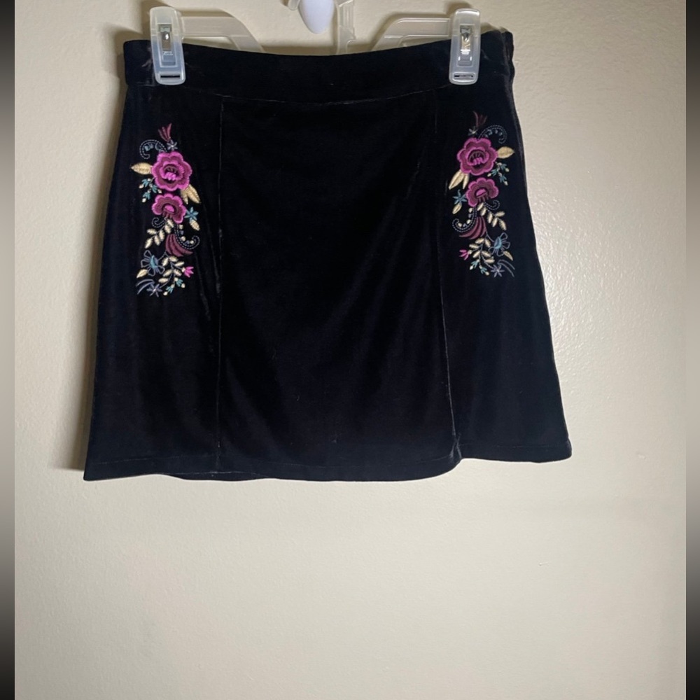 Vintage velvet mini skirt black embroidered flowers sz S Y2k 90s